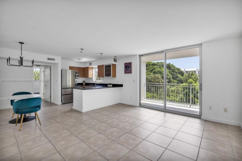 680 NE 64th St, Unit A505, Miami, FL 33138 Photo