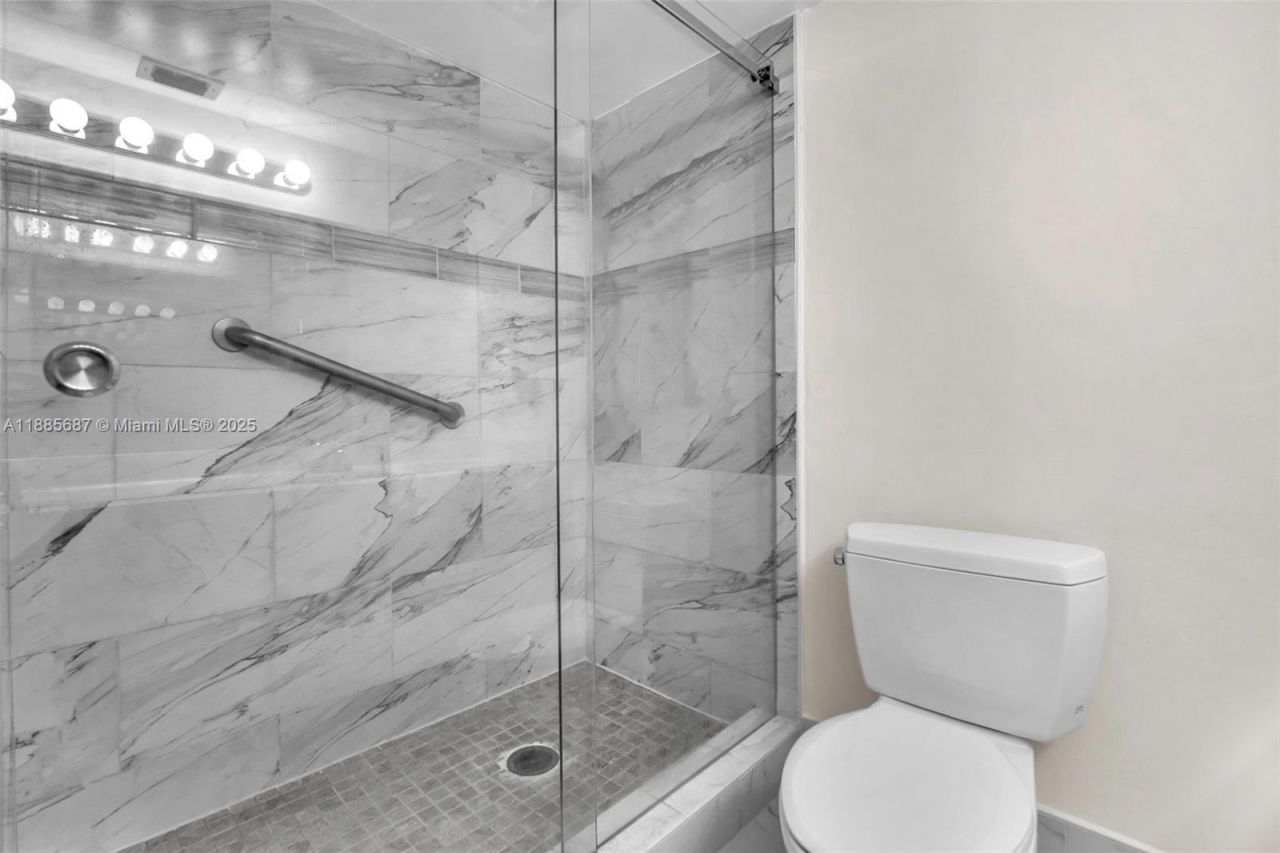 150 S Hollybrook Ter, Unit 101, Pembroke Pines, FL 33025 Photo