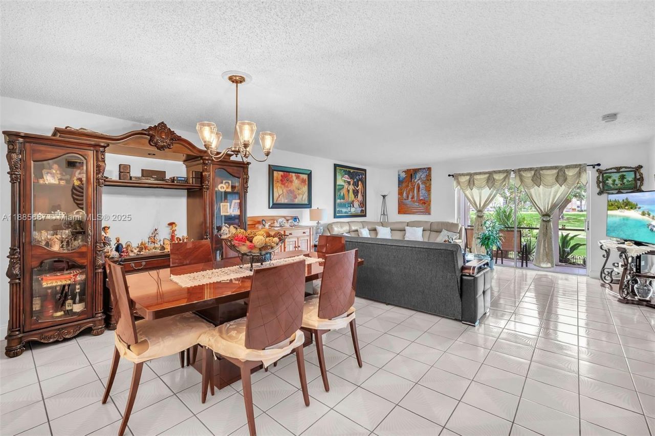 150 S Hollybrook Ter, Unit 101, Pembroke Pines, FL 33025 Photo