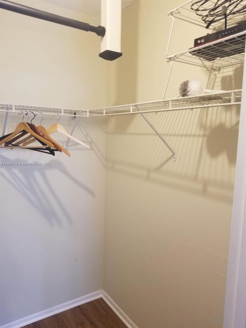 501 Three Islands Blvd, Unit 417, Hallandale Beach, FL 33009 Photo