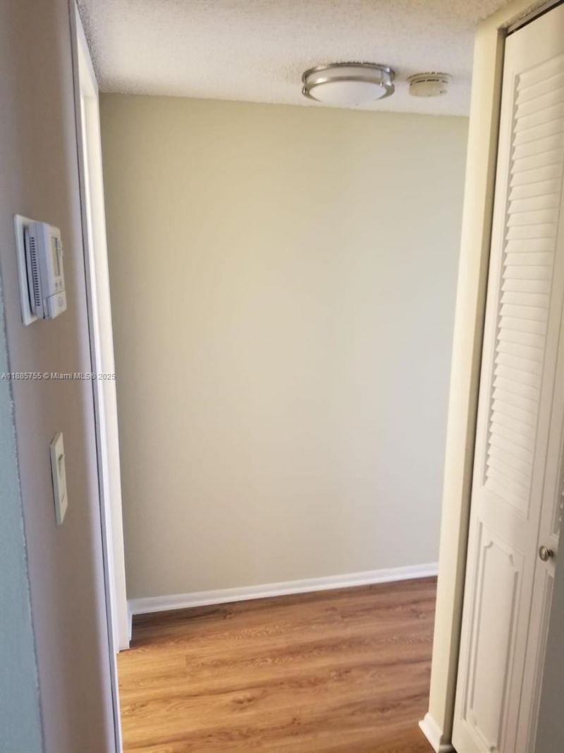 501 Three Islands Blvd, Unit 417, Hallandale Beach, FL 33009 Photo