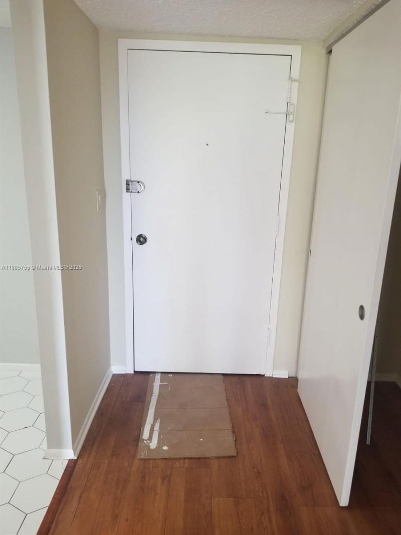 501 Three Islands Blvd, Unit 417, Hallandale Beach, FL 33009 Photo