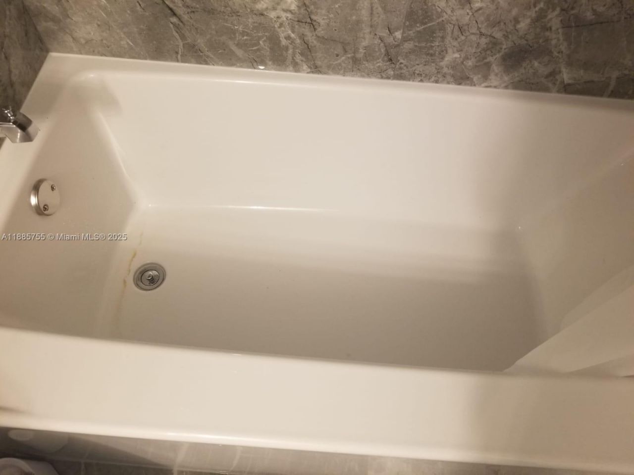 501 Three Islands Blvd, Unit 417, Hallandale Beach, FL 33009 Photo