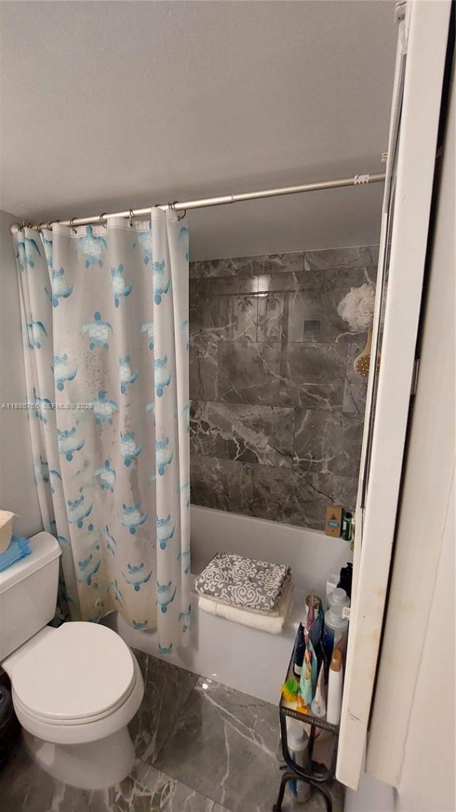 501 Three Islands Blvd, Unit 417, Hallandale Beach, FL 33009 Photo