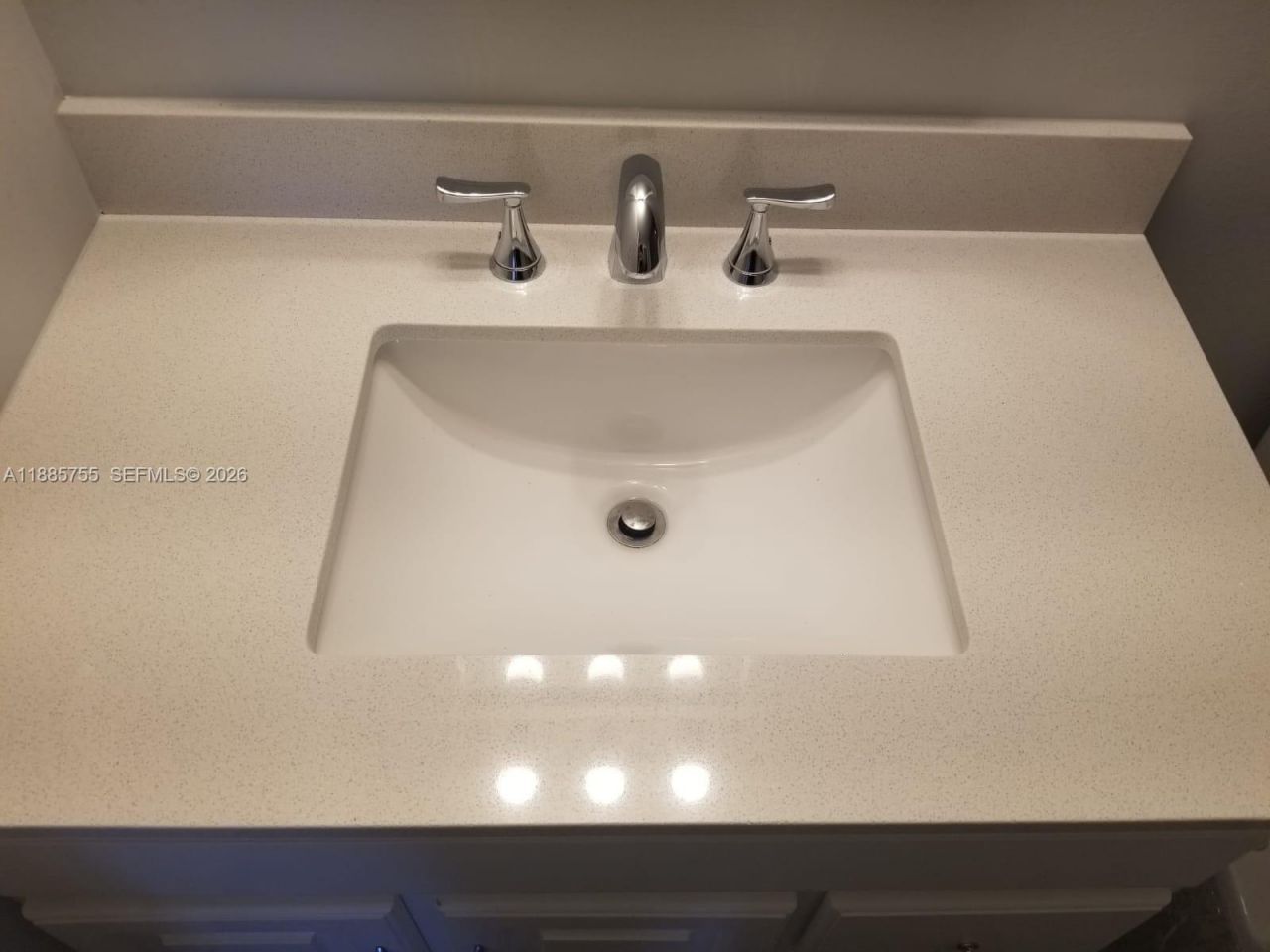 501 Three Islands Blvd, Unit 417, Hallandale Beach, FL 33009 Photo