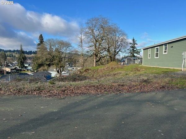 830 Wyeth, St. Helens, OR 97051