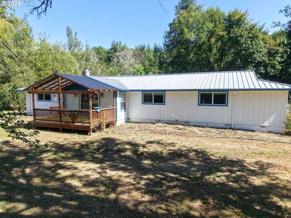 60031 FAIRVIEW RD, Coquille, OR 97423