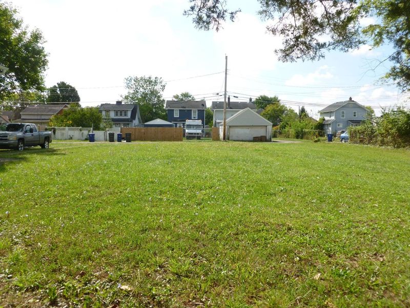 923 Camden Avenue, Columbus, OH 43201 Photo 2