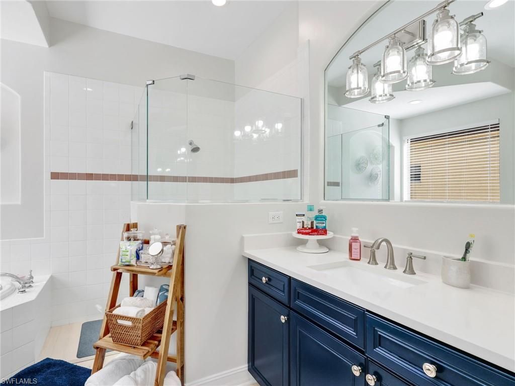 6096 Dogleg Dr, Naples, FL 34113 Photo