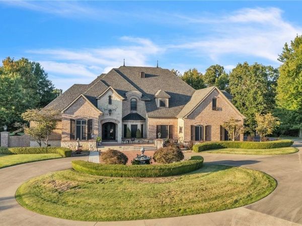 5498 Clear Creek Boulevard, Fayetteville, AR 72704