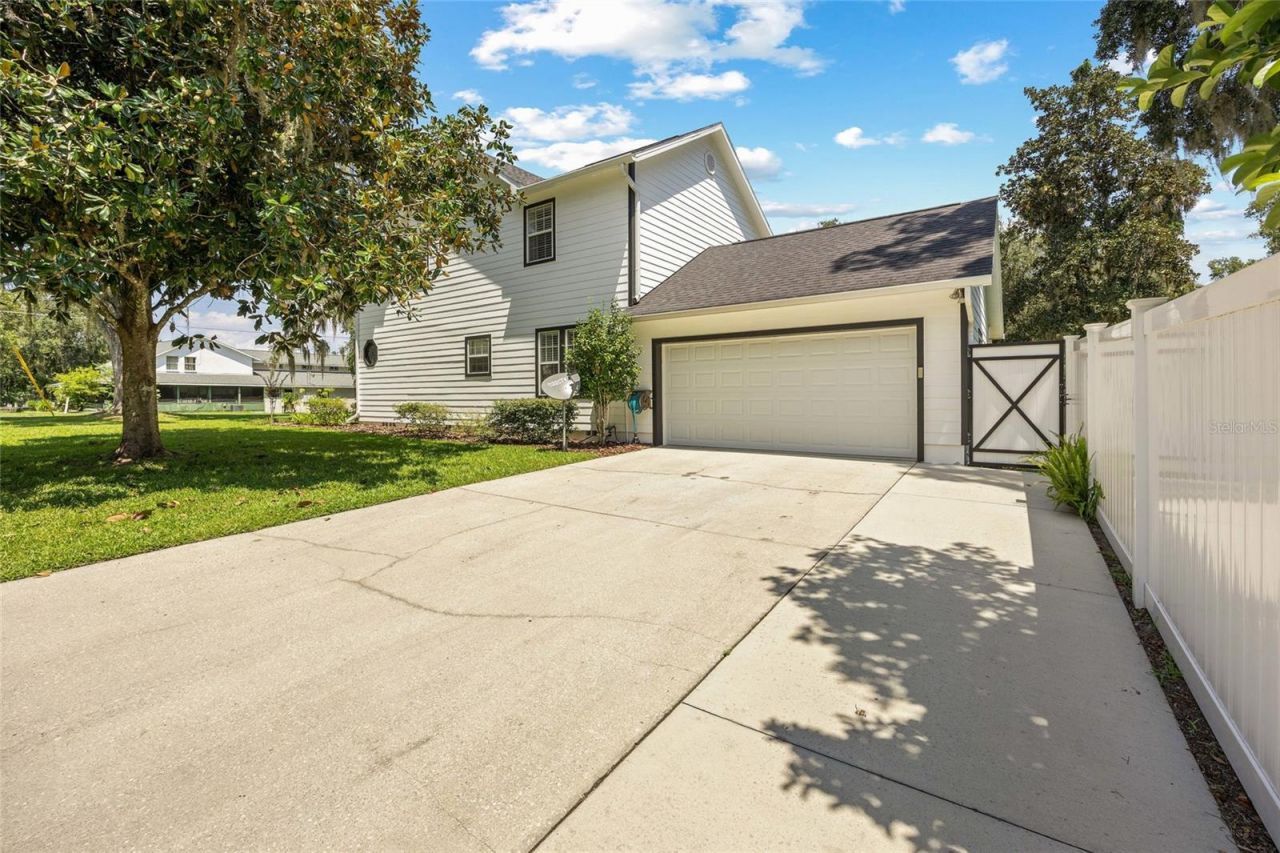 6100 Avenue F, Mc Intosh, FL 32664 Photo