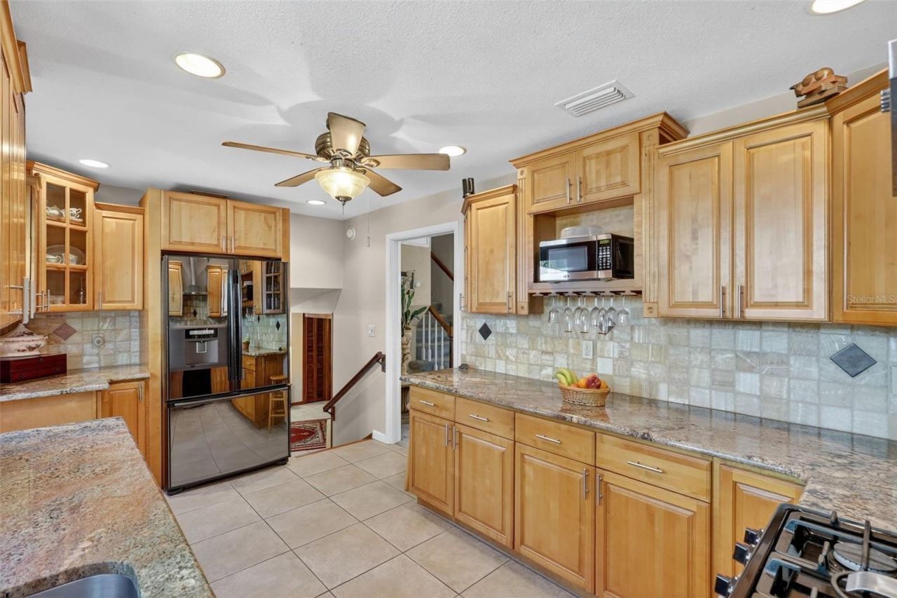 13961 Oak Forest Boulevard S, Seminole, FL 33776 Photo