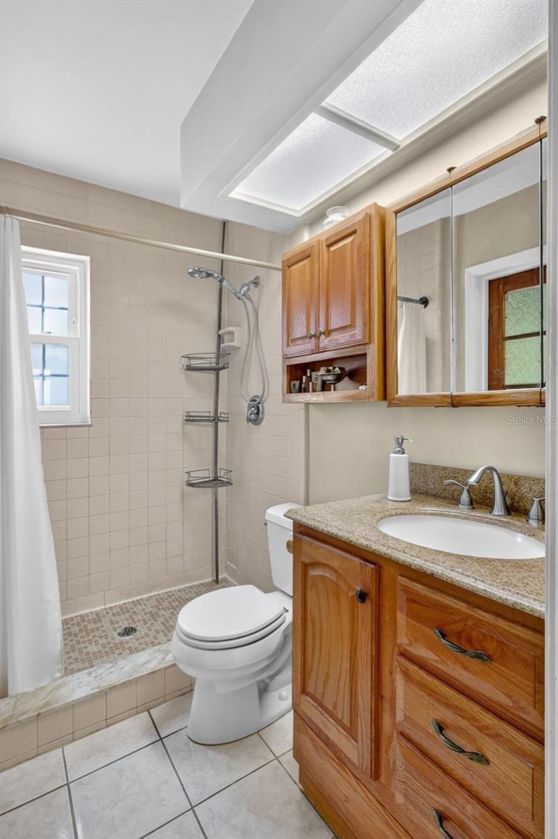 13961 Oak Forest Boulevard S, Seminole, FL 33776 Photo