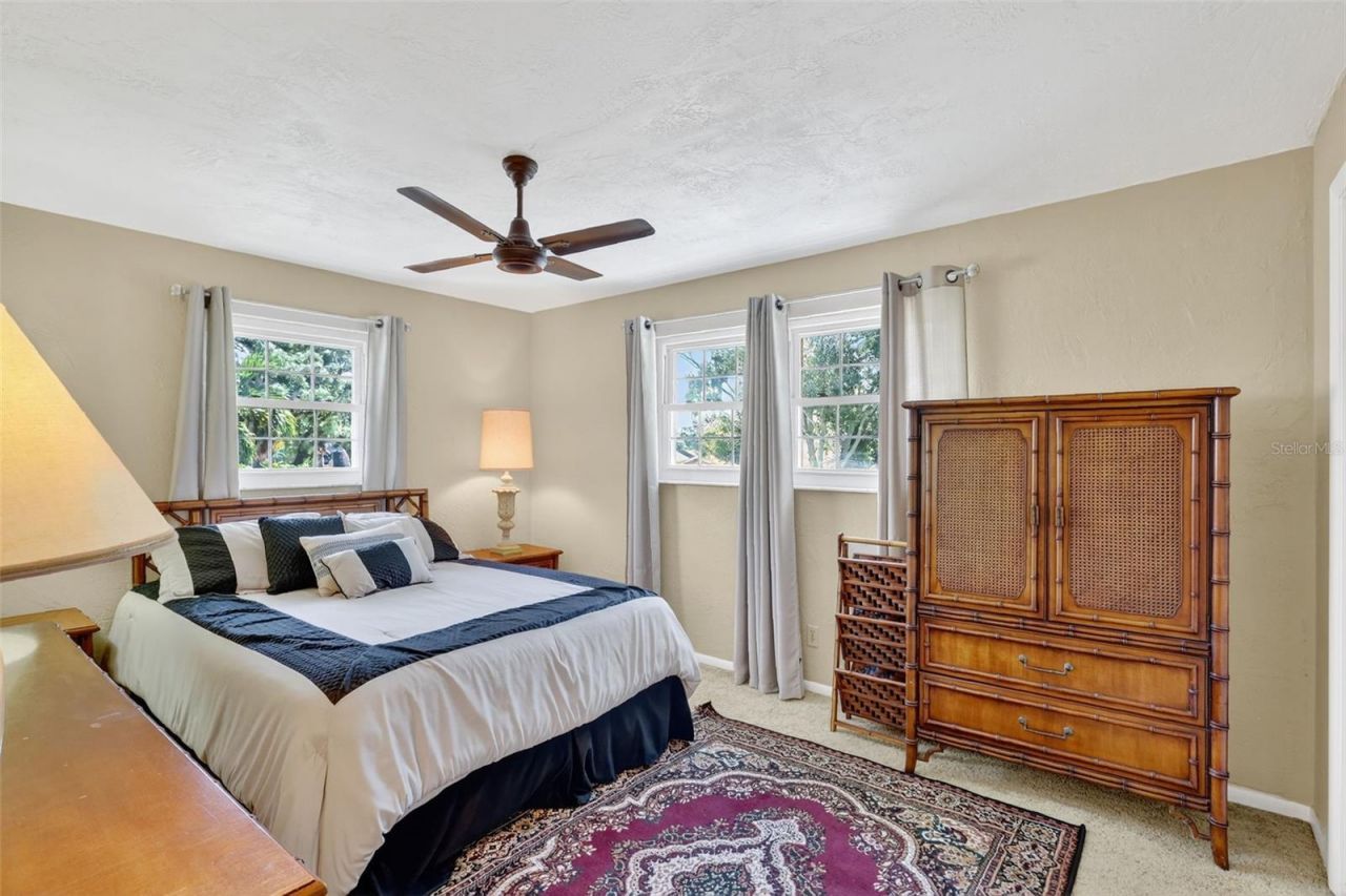 13961 Oak Forest Boulevard S, Seminole, FL 33776 Photo