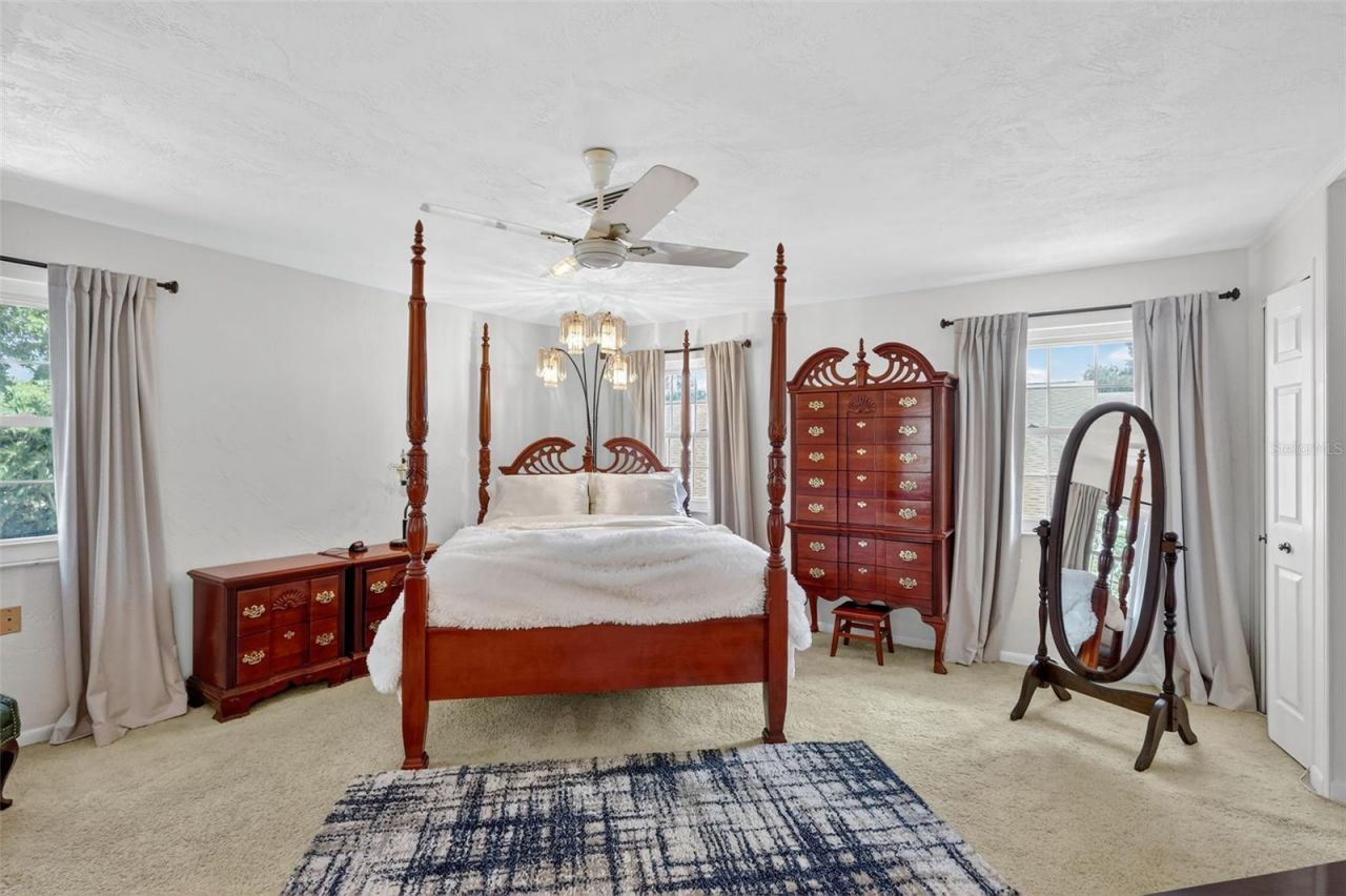 13961 Oak Forest Boulevard S, Seminole, FL 33776 Photo