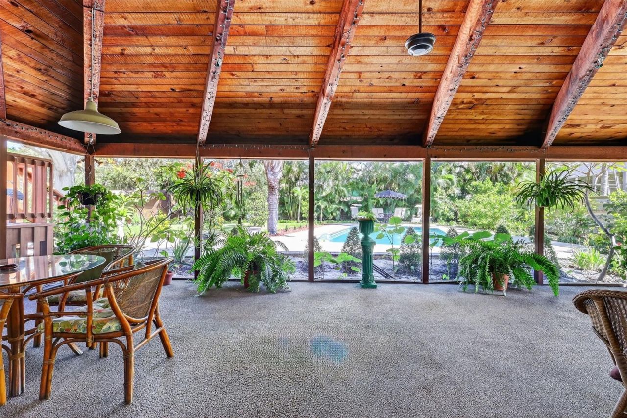 13961 Oak Forest Boulevard S, Seminole, FL 33776 Photo