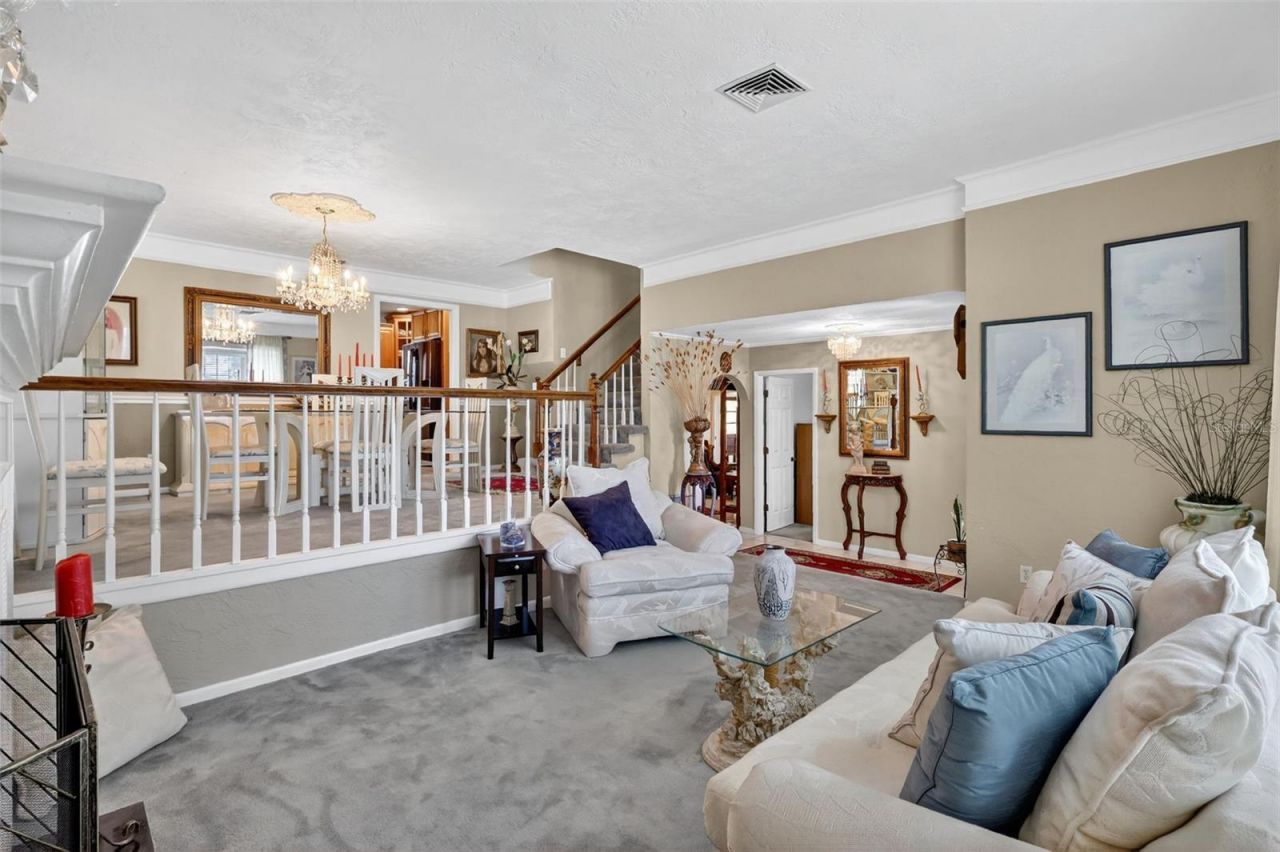 13961 Oak Forest Boulevard S, Seminole, FL 33776 Photo