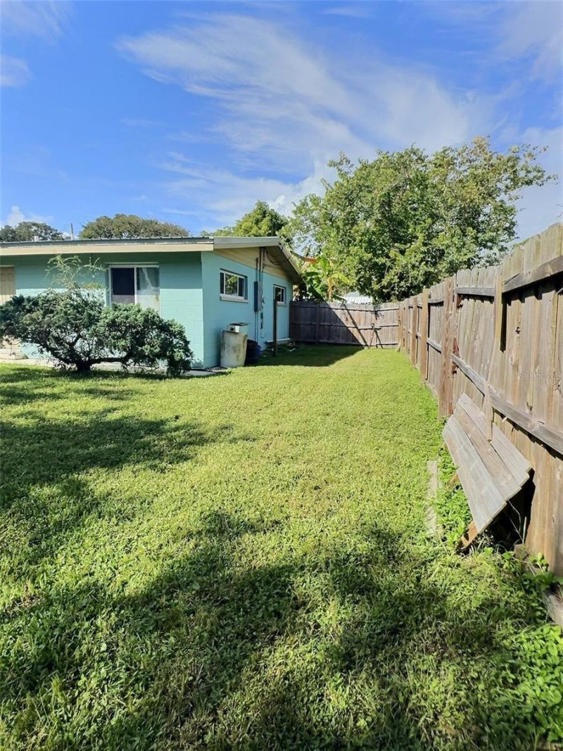 617 Goodwin Avenue, New Smyrna Beach, FL 32169 Photo