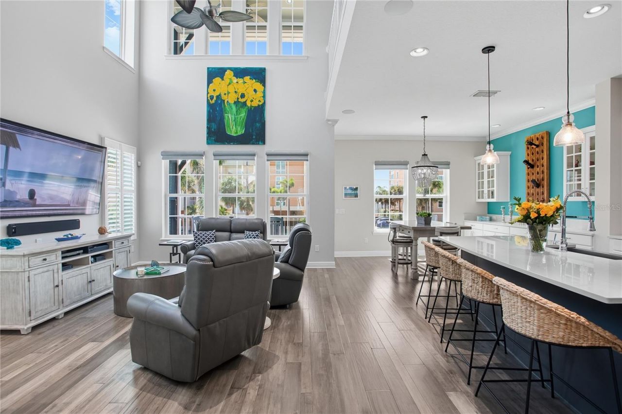 16315 Gulf Boulevard, Redington Beach, FL 33708 Photo