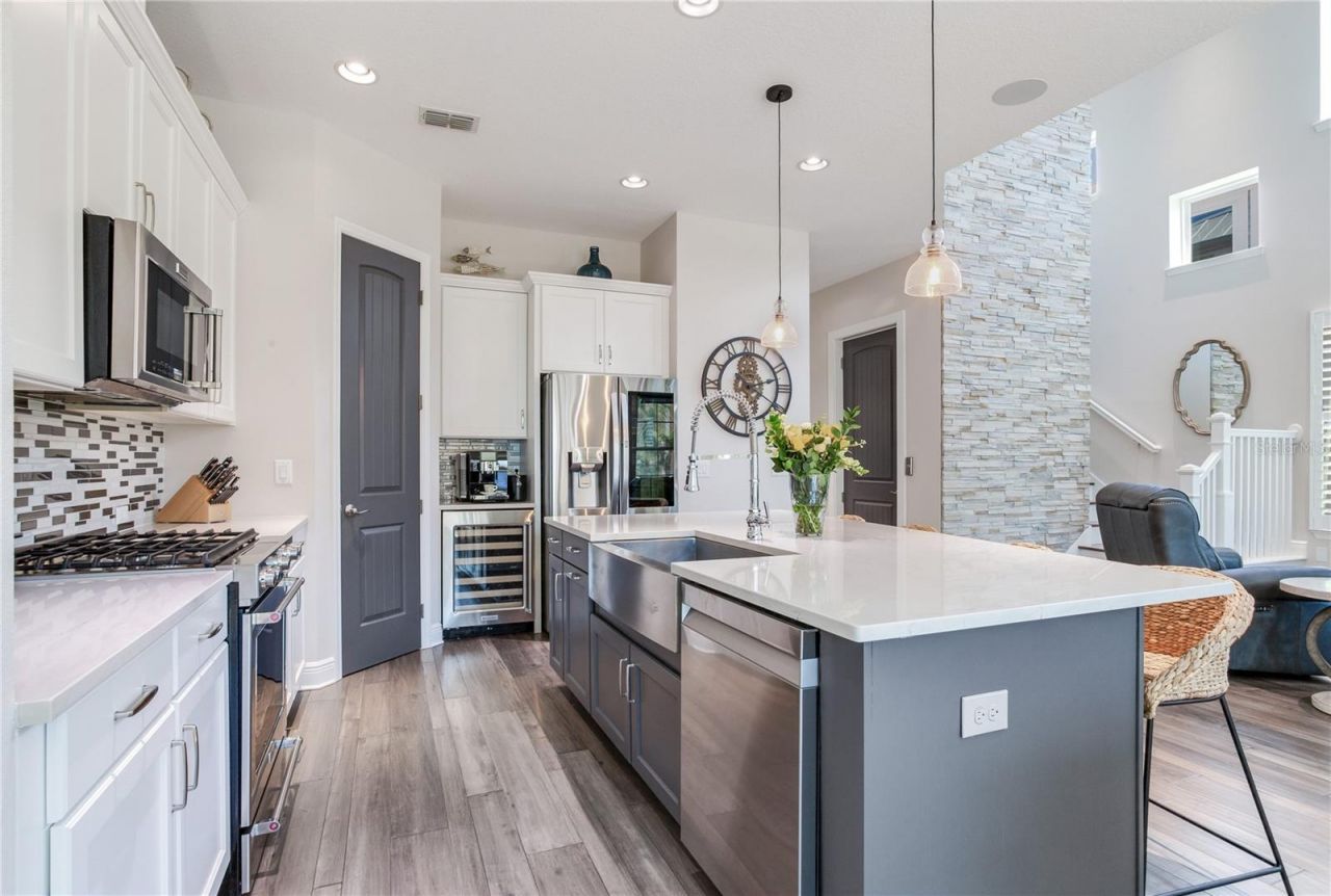 16315 Gulf Boulevard, Redington Beach, FL 33708 Photo