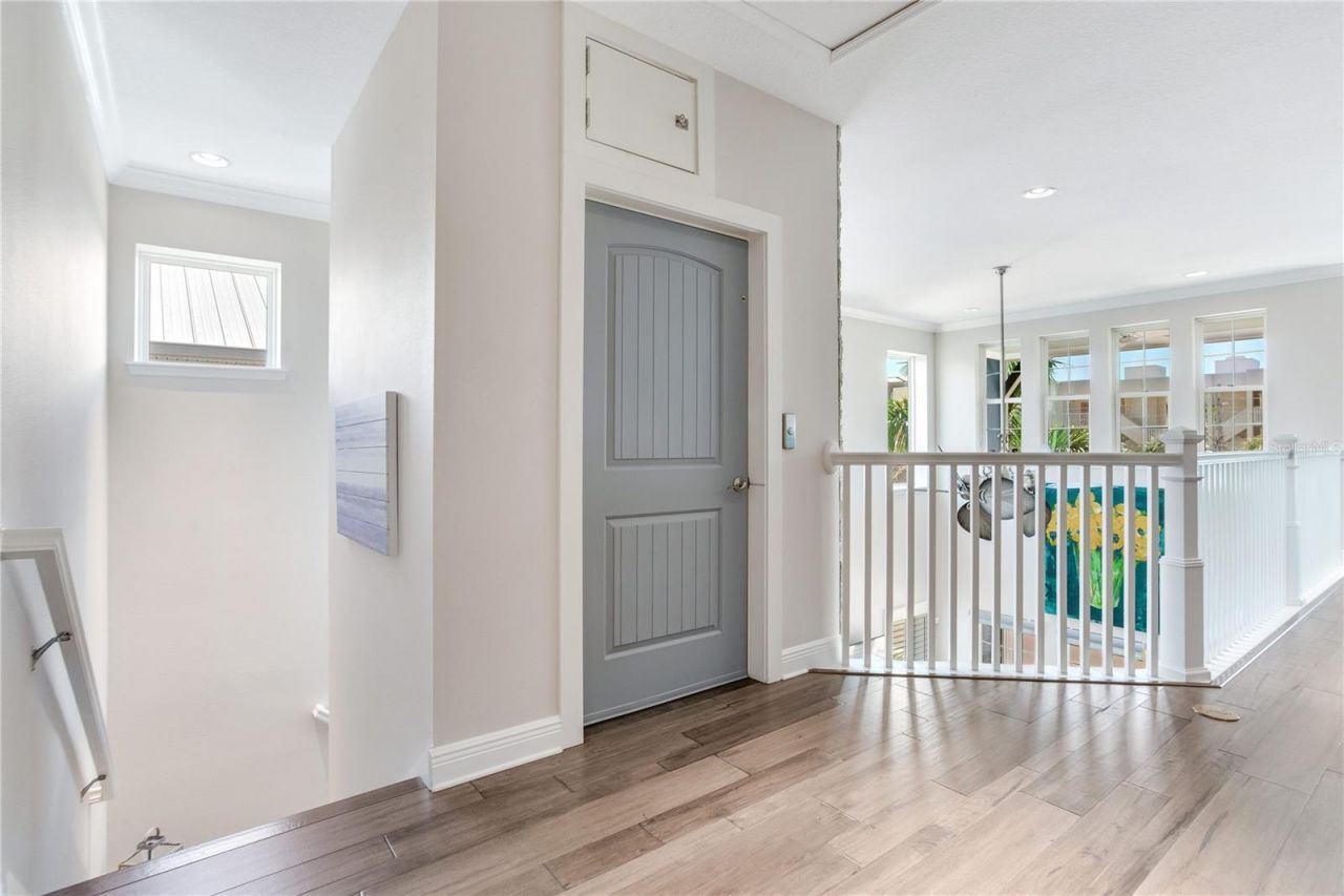 16315 Gulf Boulevard, Redington Beach, FL 33708 Photo