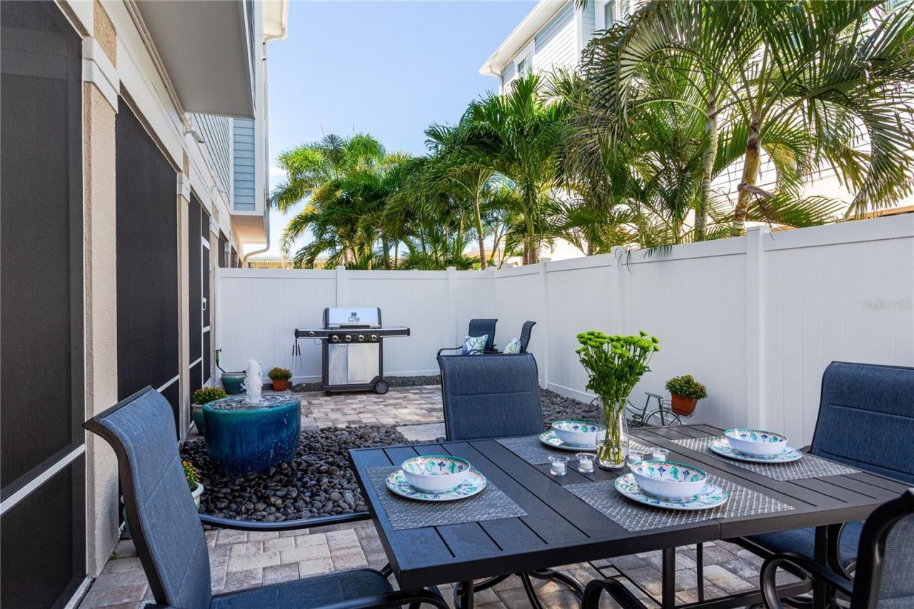 16315 Gulf Boulevard, Redington Beach, FL 33708 Photo