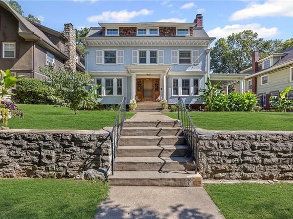 3625 Locust Street, Kansas City, MO 64109