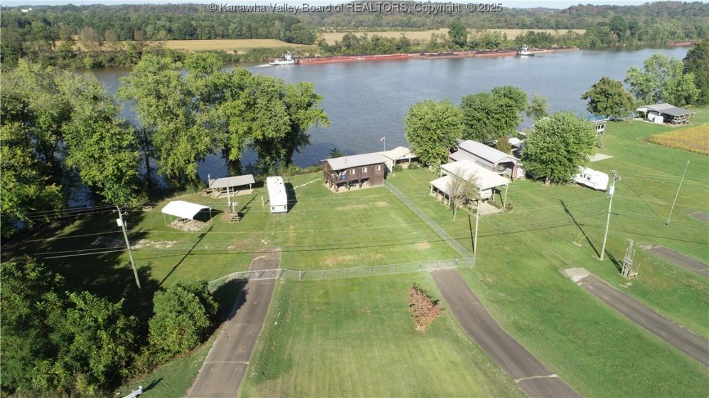 3527 Chestnut Street, Henderson, WV 25106 Main Photo