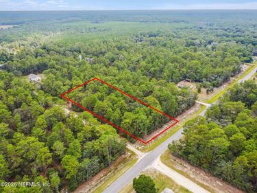 401 EDGEHILL Road, Satsuma, FL 32189