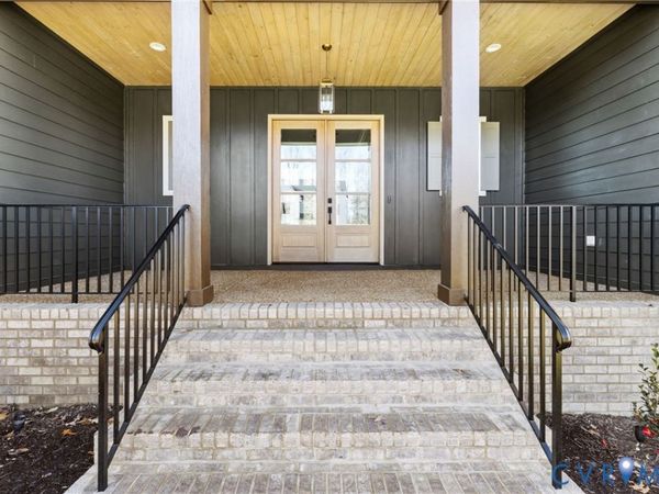 5206 Singing Bird Drive, Moseley, VA 23120