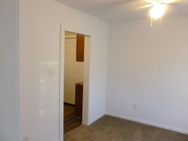 927 Camden Avenue, Columbus, OH 43201 Photo 9