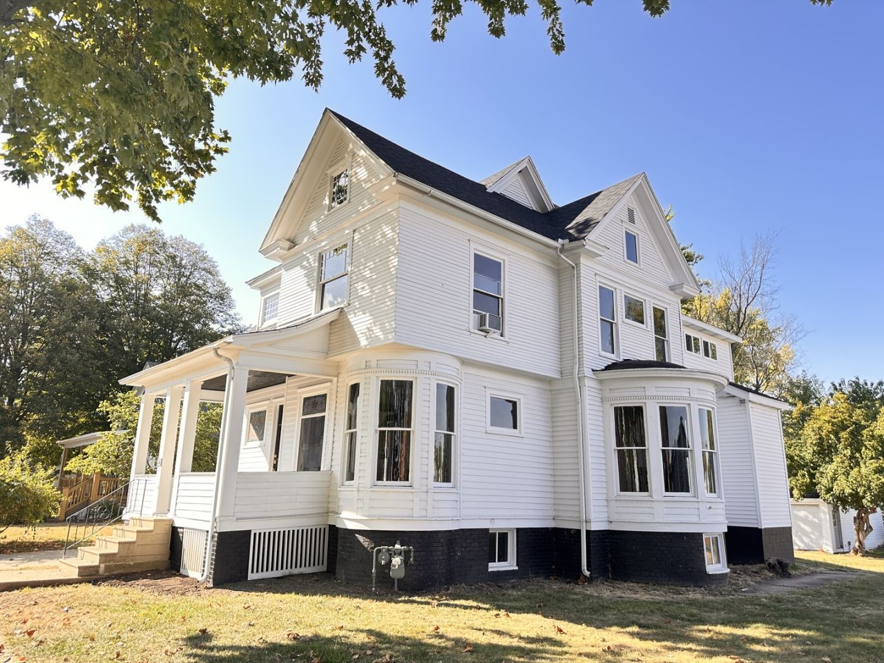 216 W Market Street, Farmer City, IL 61842 Main Photo