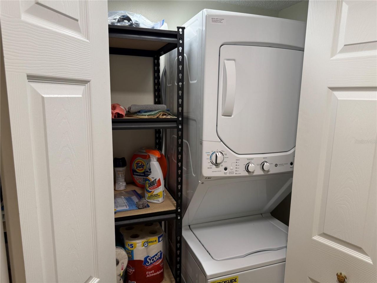 5770 Ashton Lake Drive, Unit 8, Sarasota, FL 34231 Photo