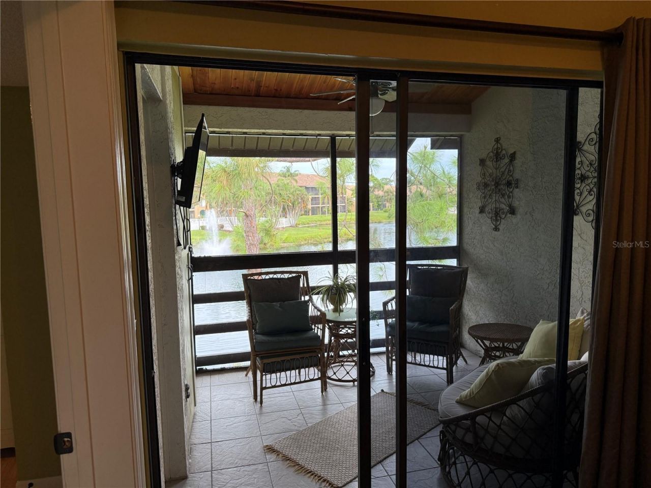 5770 Ashton Lake Drive, Unit 8, Sarasota, FL 34231 Photo