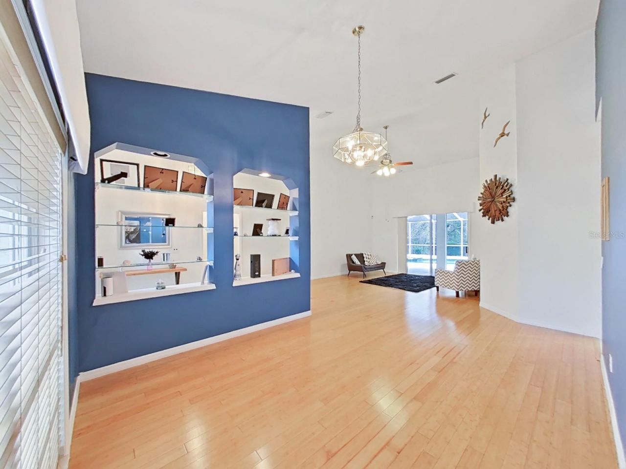 17307 Oak Ledge Drive, Lutz, FL 33549 Photo