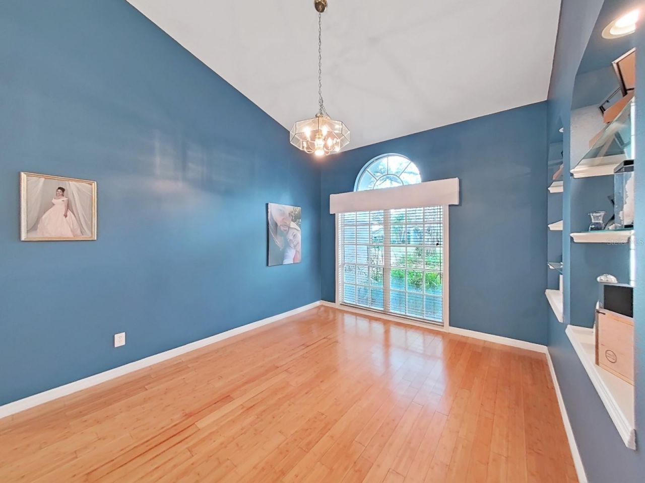 17307 Oak Ledge Drive, Lutz, FL 33549 Photo