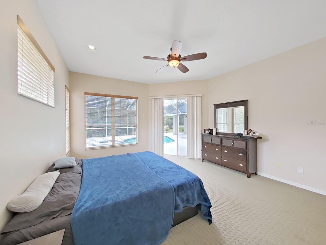 17307 Oak Ledge Drive, Lutz, FL 33549 Photo