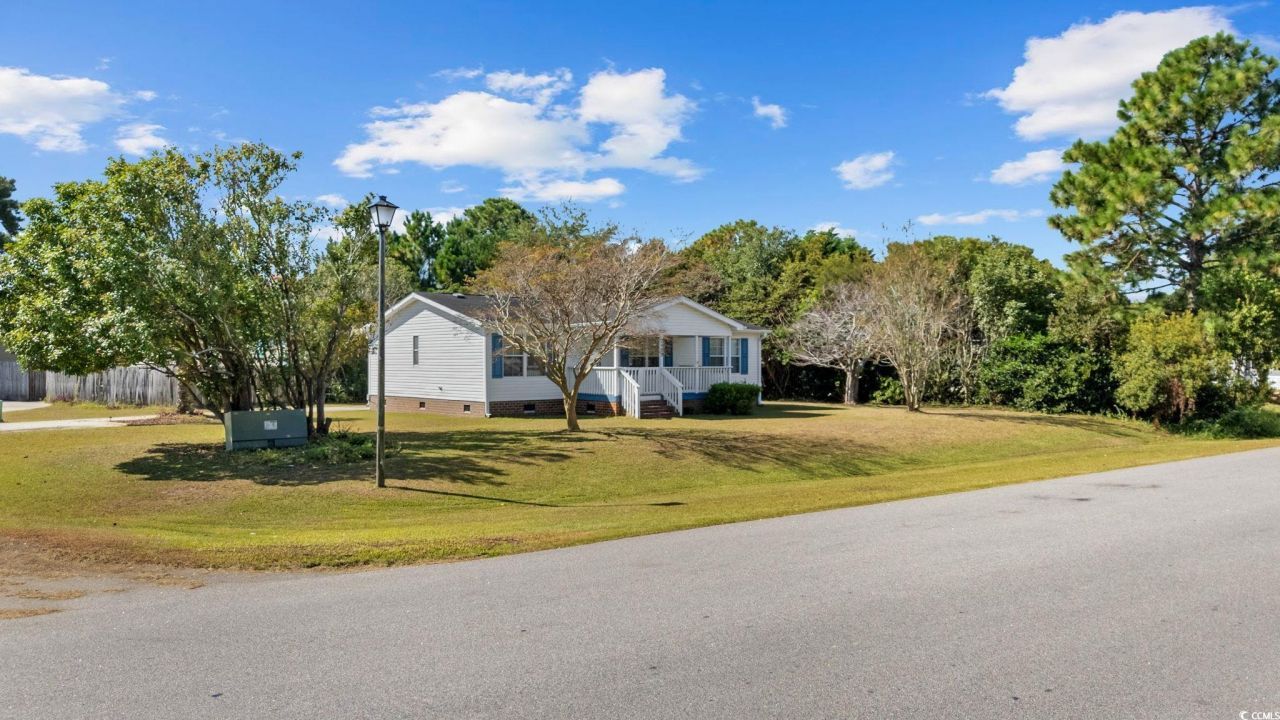 2499 Peach Ct. Photo 2