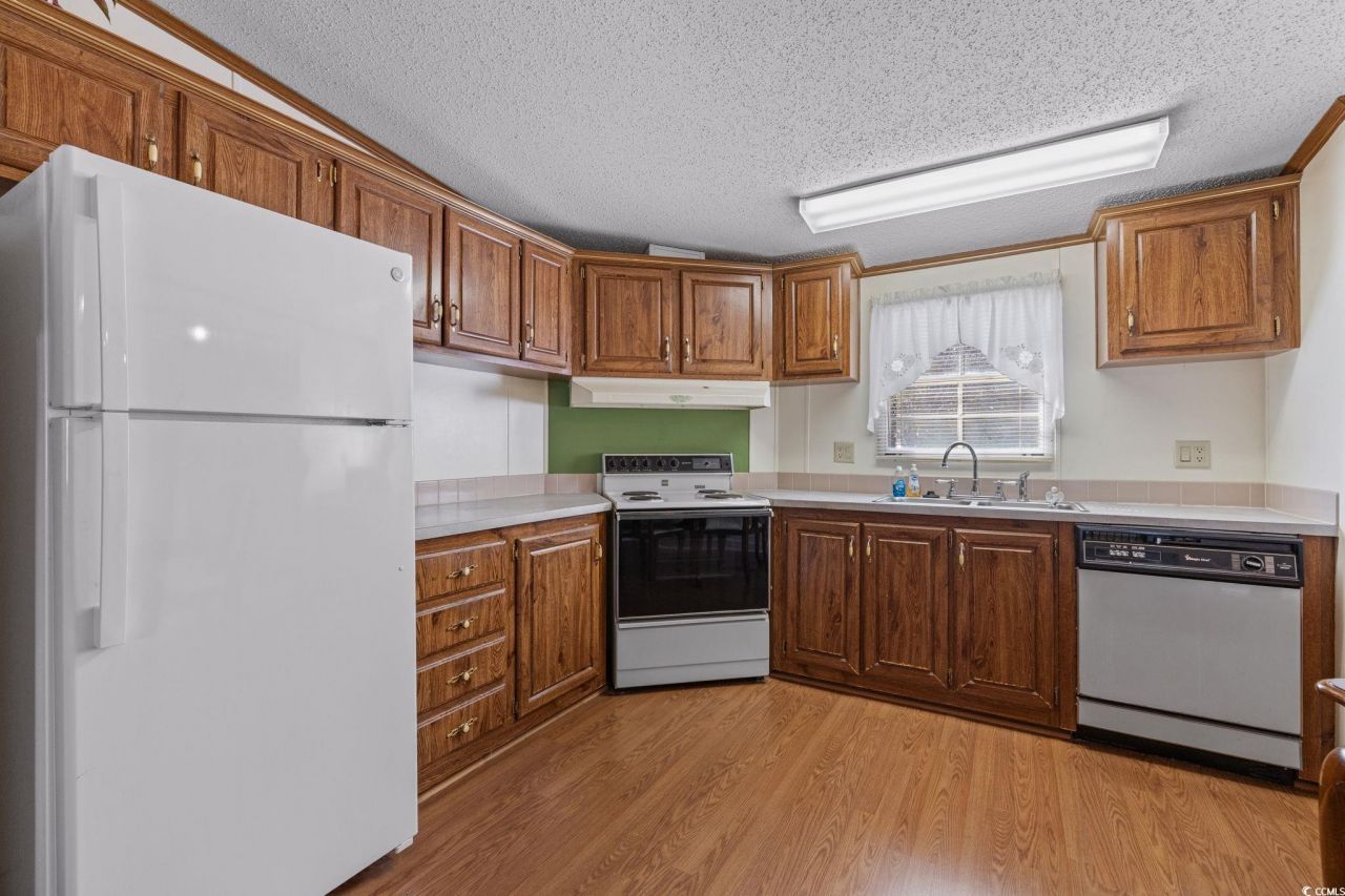 2499 Peach Ct. Photo 9