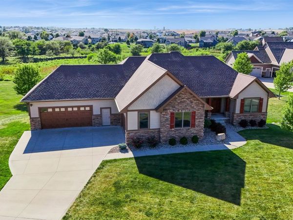 5006 NE Jan Rose Parkway, Ankeny, IA 50021