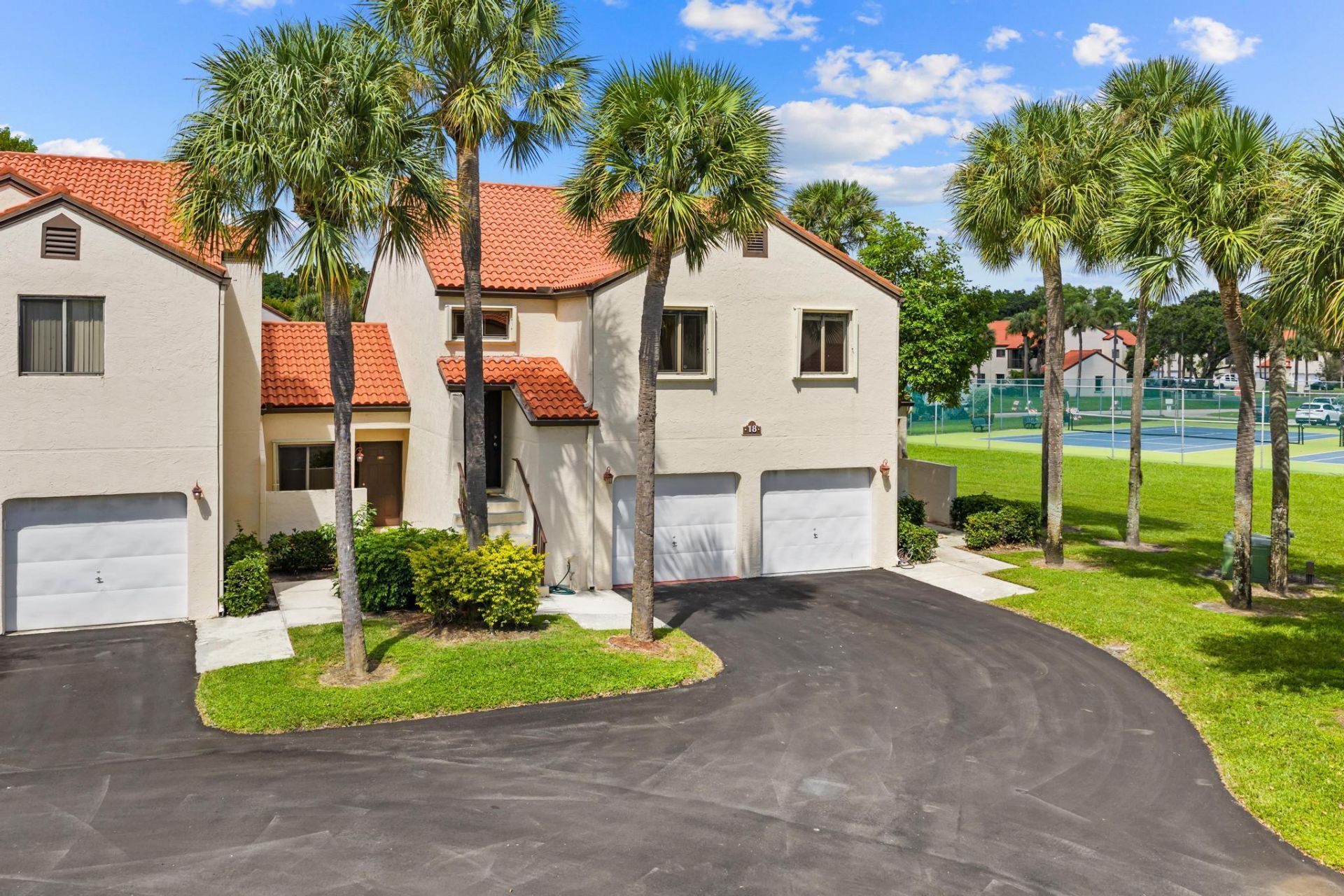 18 Via De Casas Sur, Unit 205, Boynton Beach, FL 33426 Photo