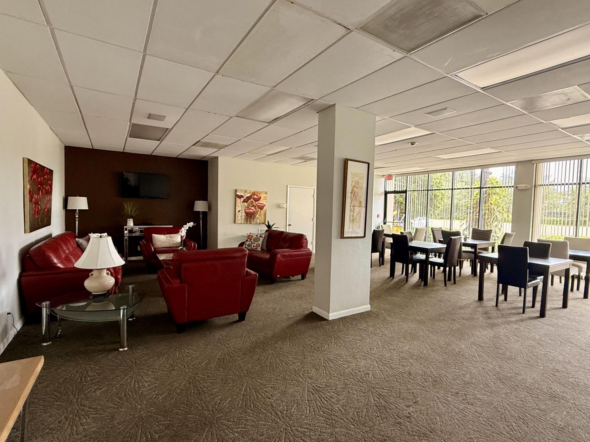 2425 Presidential Way, Unit 806, West Palm Beach, FL 33401 Photo