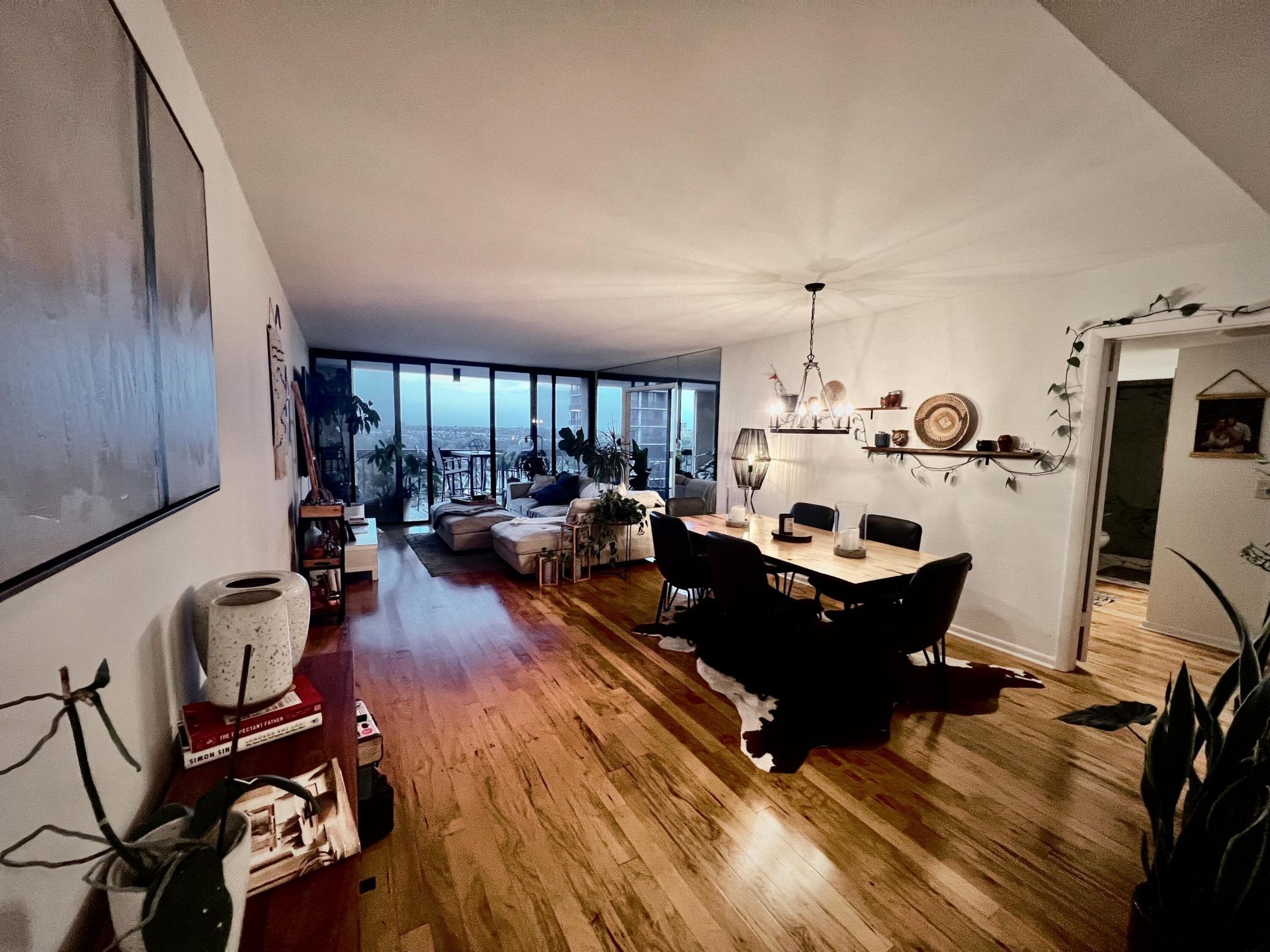 2425 Presidential Way, Unit 806, West Palm Beach, FL 33401 Photo