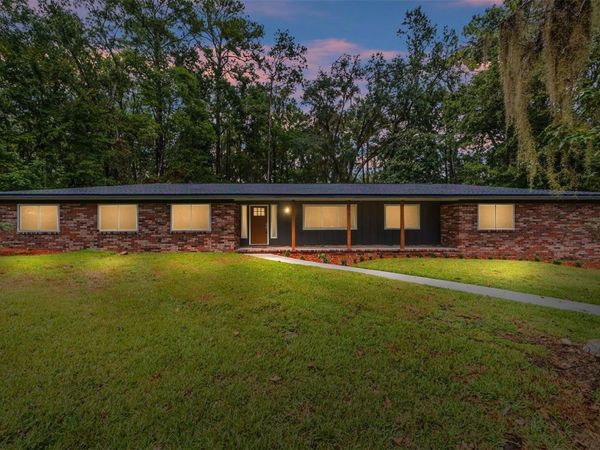 9310 NW 10TH PLACE, GAINESVILLE, FL 32606