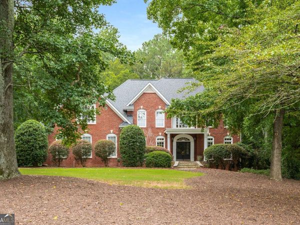 135 Troon Drive, Fayetteville, GA 30215