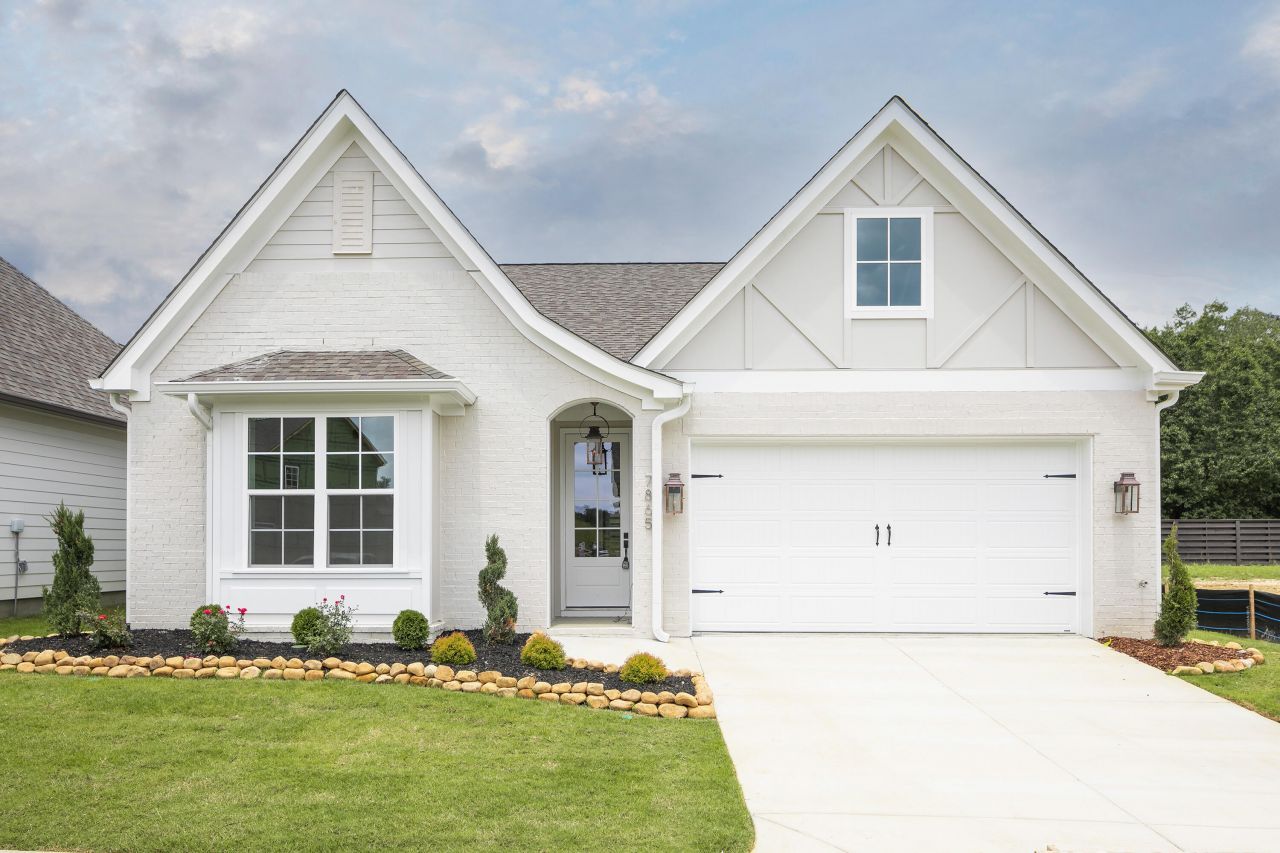 045 Little Sorrel Road, Hixson, TN 37343 Main Photo