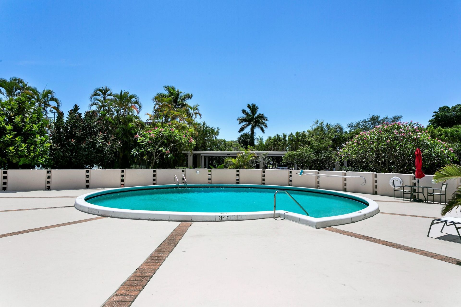 2425 Presidential Way, Unit 1703, West Palm Beach, FL 33401 Photo