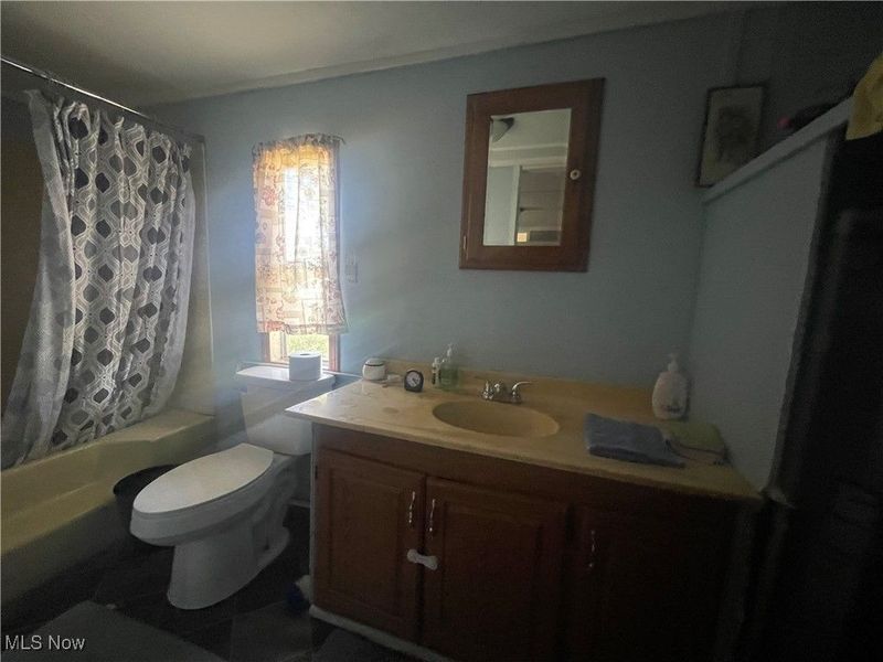 765 Hannaman Lane, Elizabeth, WV 26143 Photo 7