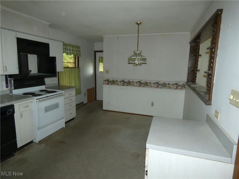 820 Mariann Drive, Martins Ferry, OH 43935 Photo 8