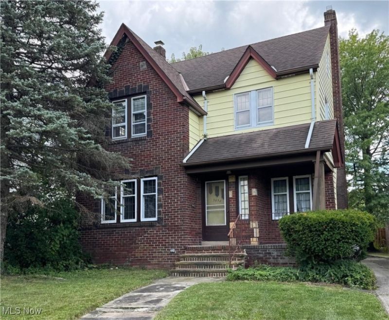 3494 Raymont Boulevard, University Heights, OH 44118 Main Photo